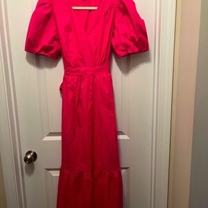 Beautiful maxi dress.